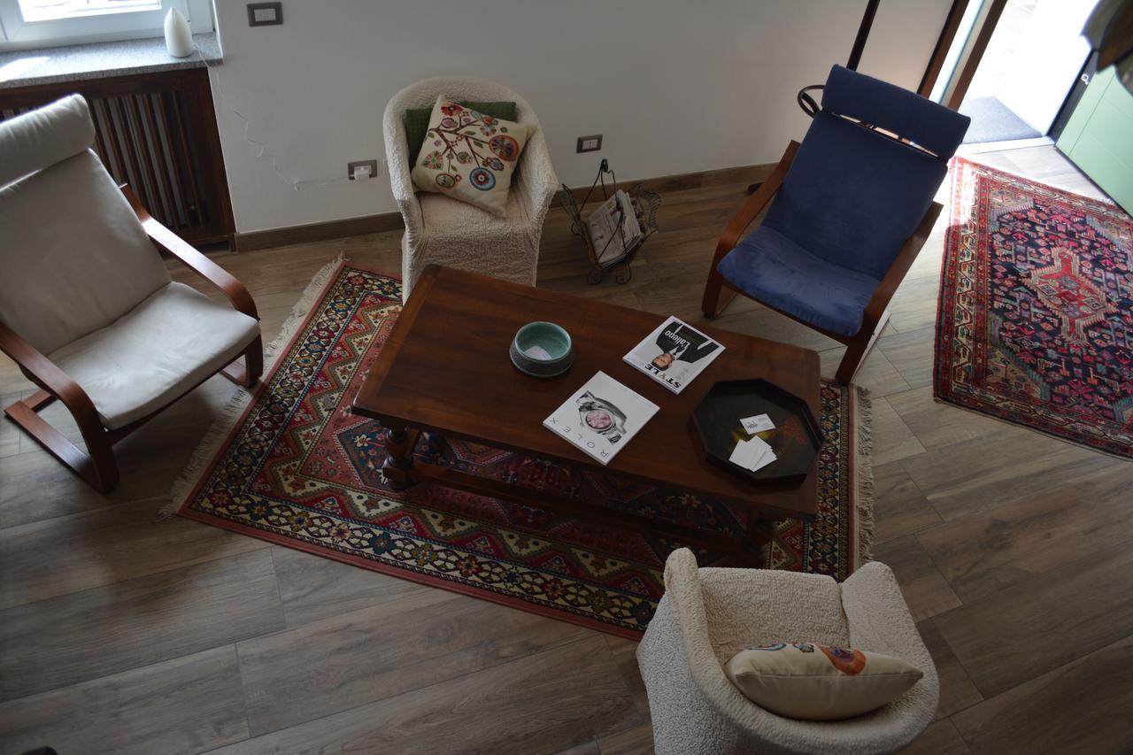 La Scala Rho B&B Bagian luar foto